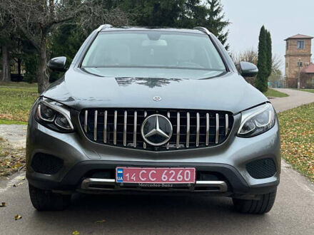 Серый Мерседес ГЛЦ-Класс, объемом двигателя 2 л и пробегом 130 тыс. км за 31600 $, фото 1 на Automoto.ua