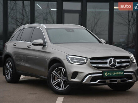 Сірий Мерседес ГЛЦ-Клас, об'ємом двигуна 1.95 л та пробігом 156 тис. км за 36500 $, фото 1 на Automoto.ua