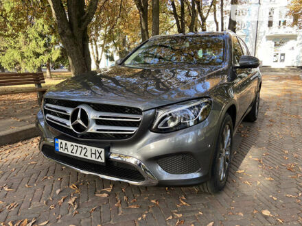 Мерседес ГЛЦ-Класс 2019 в Конотопе на Automoto.ua Серый Мерседес ГЛЦ-Класс, объемом двигателя 2.14 л и пробегом 50 тыс. км за 44000 $, фото 1 на Automoto.ua