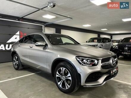 Серый Мерседес ГЛЦ-Класс, объемом двигателя 1.95 л и пробегом 14 тыс. км за 65700 $, фото 1 на Automoto.ua