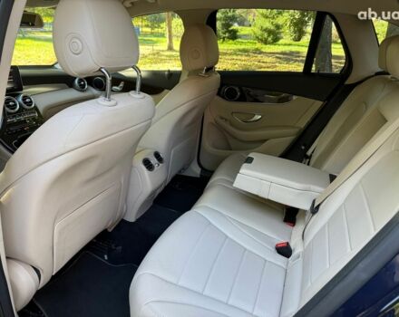 Мерседес ГЛЦ-Клас 2015 у Києві на Automoto.ua Синій Мерседес ГЛЦ-Клас, об'ємом двигуна 2 л та пробігом 127 тис. км за 24690 $, фото 16 на Automoto.ua