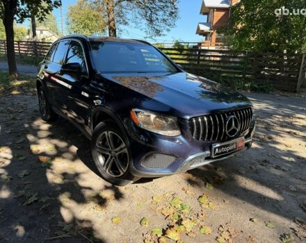 Мерседес ГЛЦ-Клас 2015 у Києві на Automoto.ua Синій Мерседес ГЛЦ-Клас, об'ємом двигуна 2 л та пробігом 127 тис. км за 24690 $, фото 2 на Automoto.ua