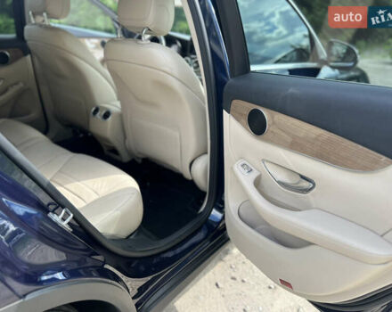 Синий Мерседес ГЛЦ-Класс, объемом двигателя 1.99 л и пробегом 245 тыс. км за 26500 $, фото 14 на Automoto.ua