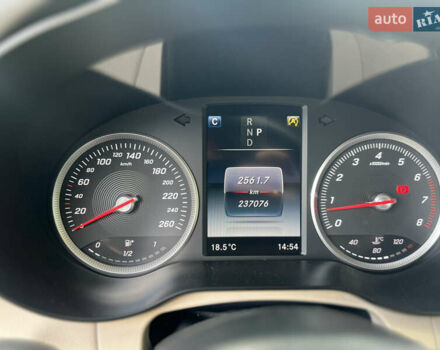 Синий Мерседес ГЛЦ-Класс, объемом двигателя 1.99 л и пробегом 245 тыс. км за 26500 $, фото 24 на Automoto.ua