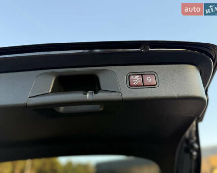 Синий Мерседес ГЛЦ-Класс, объемом двигателя 2 л и пробегом 84 тыс. км за 28300 $, фото 63 на Automoto.ua