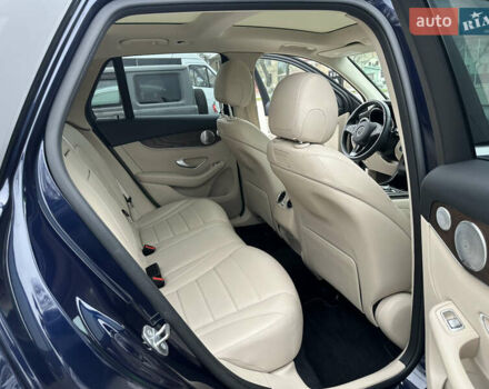 Синий Мерседес ГЛЦ-Класс, объемом двигателя 1.99 л и пробегом 110 тыс. км за 25999 $, фото 47 на Automoto.ua