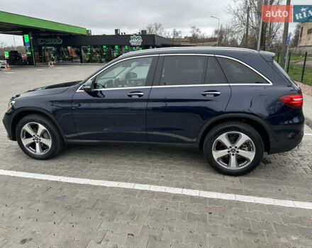 Синий Мерседес ГЛЦ-Класс, объемом двигателя 1.99 л и пробегом 110 тыс. км за 25999 $, фото 22 на Automoto.ua