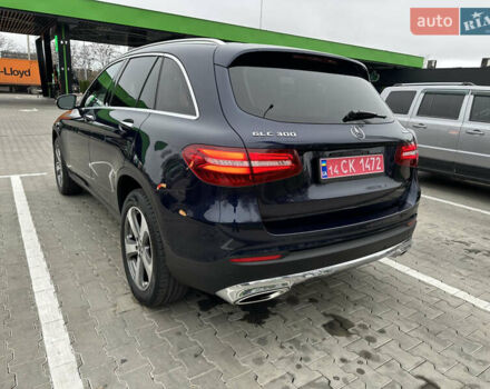 Синий Мерседес ГЛЦ-Класс, объемом двигателя 1.99 л и пробегом 110 тыс. км за 25999 $, фото 17 на Automoto.ua