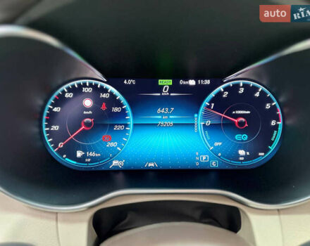 Синій Мерседес ГЛЦ-Клас, об'ємом двигуна 2 л та пробігом 75 тис. км за 48000 $, фото 26 на Automoto.ua
