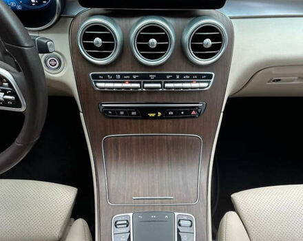 Синій Мерседес ГЛЦ-Клас, об'ємом двигуна 2 л та пробігом 75 тис. км за 48000 $, фото 23 на Automoto.ua