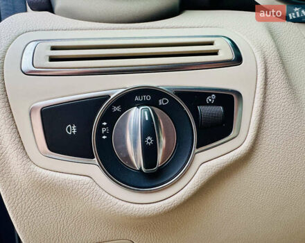 Синій Мерседес ГЛЦ-Клас, об'ємом двигуна 2 л та пробігом 75 тис. км за 47777 $, фото 23 на Automoto.ua