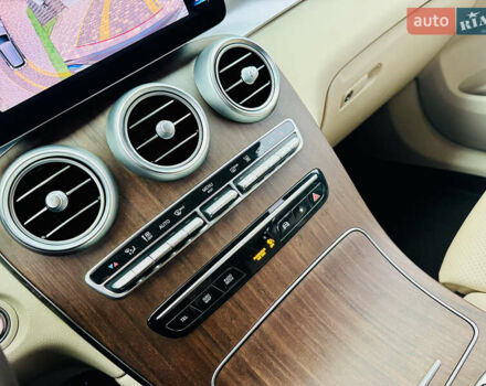 Синій Мерседес ГЛЦ-Клас, об'ємом двигуна 2 л та пробігом 75 тис. км за 47777 $, фото 29 на Automoto.ua