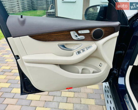 Синій Мерседес ГЛЦ-Клас, об'ємом двигуна 2 л та пробігом 75 тис. км за 47777 $, фото 11 на Automoto.ua