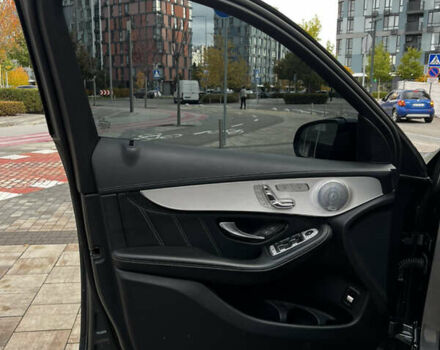 Зеленый Мерседес ГЛЦ-Класс, объемом двигателя 3.98 л и пробегом 52 тыс. км за 63000 $, фото 6 на Automoto.ua