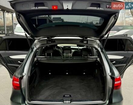 Зеленый Мерседес ГЛЦ-Класс, объемом двигателя 3.98 л и пробегом 53 тыс. км за 57900 $, фото 58 на Automoto.ua