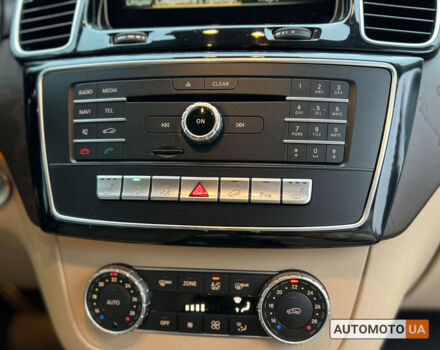 Серый Мерседес ГЛE 250, объемом двигателя 2.1 л и пробегом 70 тыс. км за 42300 $, фото 12 на Automoto.ua