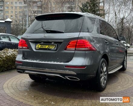 Серый Мерседес ГЛE 250, объемом двигателя 2.1 л и пробегом 70 тыс. км за 42300 $, фото 6 на Automoto.ua