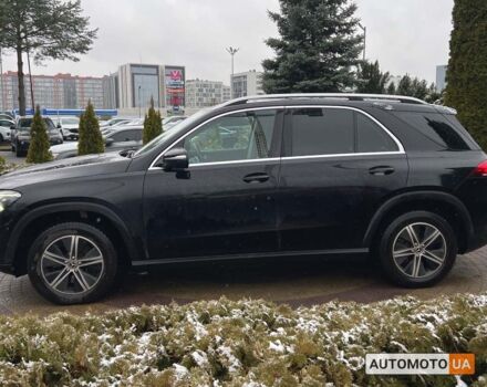 Черный Мерседес GLE 300, объемом двигателя 2 л и пробегом 26 тыс. км за 65800 $, фото 3 на Automoto.ua