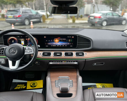 Черный Мерседес GLE 300, объемом двигателя 2 л и пробегом 26 тыс. км за 65800 $, фото 15 на Automoto.ua
