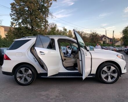 Белый Мерседес ГЛE 350, объемом двигателя 3.5 л и пробегом 154 тыс. км за 36990 $, фото 15 на Automoto.ua