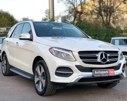 Белый Мерседес ГЛE 350, объемом двигателя 3.5 л и пробегом 154 тыс. км за 36990 $, фото 2 на Automoto.ua