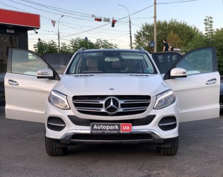 Белый Мерседес ГЛE 350, объемом двигателя 3.5 л и пробегом 154 тыс. км за 36990 $, фото 18 на Automoto.ua
