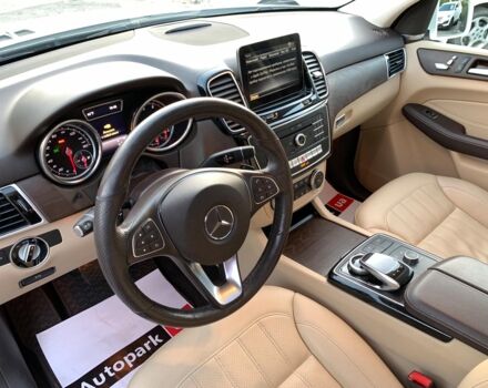 Белый Мерседес ГЛE 350, объемом двигателя 3.5 л и пробегом 154 тыс. км за 36990 $, фото 3 на Automoto.ua