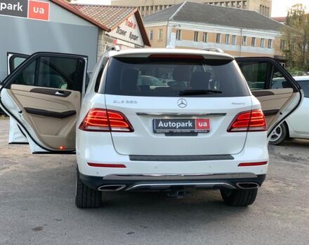 Белый Мерседес ГЛE 350, объемом двигателя 3.5 л и пробегом 154 тыс. км за 36990 $, фото 11 на Automoto.ua