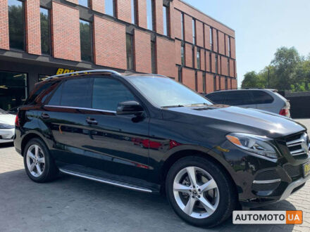 Мерседес ГЛE 350 2017 у Чернівцях на Automoto.ua Чорний Мерседес ГЛE 350, об'ємом двигуна 3.5 л та пробігом 41 тис. км за 31500 $, фото 1 на Automoto.ua