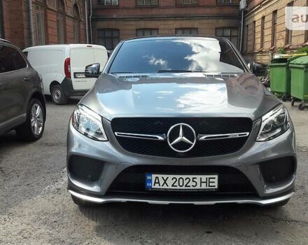 Сірий Мерседес GLE 43 AMG, об'ємом двигуна 3 л та пробігом 86 тис. км за 46999 $, фото 2 на Automoto.ua