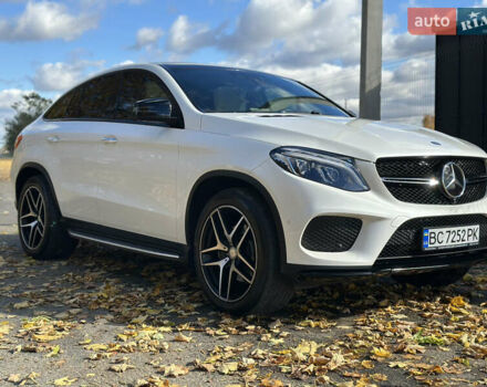 Мерседес ГЛЕ-Класс 2015 в Стрые на Automoto.ua Белый Мерседес ГЛЕ-Класс, объемом двигателя 3 л и пробегом 155 тыс. км за 46900 $, фото 28 на Automoto.ua