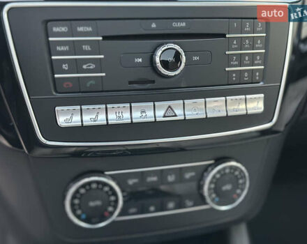 Белый Мерседес ГЛЕ-Класс, объемом двигателя 3 л и пробегом 155 тыс. км за 45900 $, фото 67 на Automoto.ua