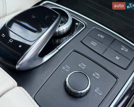 Белый Мерседес ГЛЕ-Класс, объемом двигателя 3 л и пробегом 175 тыс. км за 37800 $, фото 21 на Automoto.ua