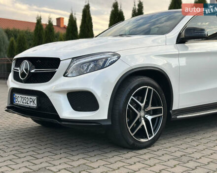 Белый Мерседес ГЛЕ-Класс, объемом двигателя 3 л и пробегом 155 тыс. км за 45900 $, фото 6 на Automoto.ua