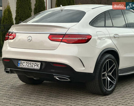 Белый Мерседес ГЛЕ-Класс, объемом двигателя 3 л и пробегом 155 тыс. км за 45900 $, фото 64 на Automoto.ua