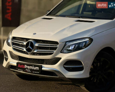 Мерседес ГЛЕ-Класс 2015 в Харькове на Automoto.ua Белый Мерседес ГЛЕ-Класс, объемом двигателя 2.14 л и пробегом 193 тыс. км за 26500 $, фото 1 на Automoto.ua