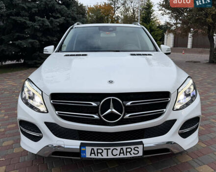 Мерседес ГЛЕ-Класс 2015 в Одессе на Automoto.ua Белый Мерседес ГЛЕ-Класс, объемом двигателя 2.14 л и пробегом 271 тыс. км за 29500 $, фото 6 на Automoto.ua