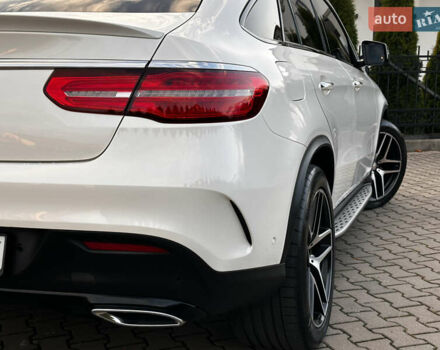 Белый Мерседес ГЛЕ-Класс, объемом двигателя 3 л и пробегом 155 тыс. км за 45900 $, фото 27 на Automoto.ua