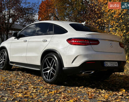 Мерседес ГЛЕ-Класс 2015 в Стрые на Automoto.ua Белый Мерседес ГЛЕ-Класс, объемом двигателя 3 л и пробегом 155 тыс. км за 46900 $, фото 5 на Automoto.ua