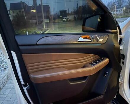 Белый Мерседес ГЛЕ-Класс, объемом двигателя 3 л и пробегом 182 тыс. км за 37000 $, фото 28 на Automoto.ua