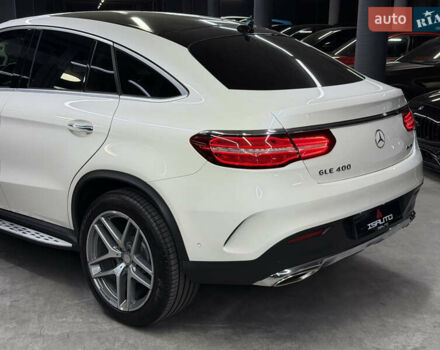 Белый Мерседес ГЛЕ-Класс, объемом двигателя 3 л и пробегом 114 тыс. км за 36500 $, фото 11 на Automoto.ua