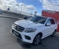 Белый Мерседес ГЛЕ-Класс, объемом двигателя 3 л и пробегом 220 тыс. км за 38500 $, фото 1 на Automoto.ua