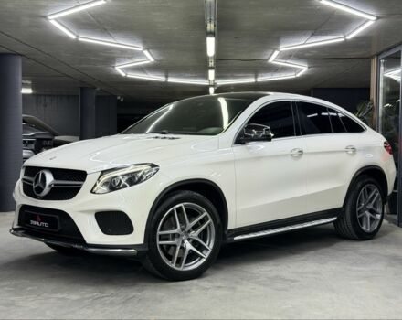 Белый Мерседес ГЛЕ-Класс, объемом двигателя 3 л и пробегом 114 тыс. км за 36500 $, фото 6 на Automoto.ua