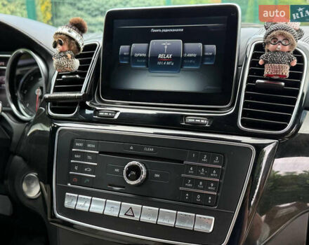 Белый Мерседес ГЛЕ-Класс, объемом двигателя 3 л и пробегом 175 тыс. км за 37800 $, фото 22 на Automoto.ua