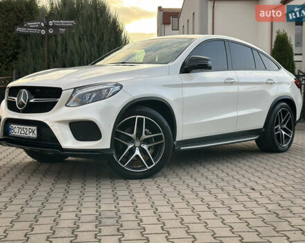 Белый Мерседес ГЛЕ-Класс, объемом двигателя 3 л и пробегом 155 тыс. км за 45900 $, фото 1 на Automoto.ua