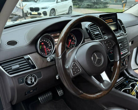 Мерседес ГЛЕ-Класс 2015 в Одессе на Automoto.ua Белый Мерседес ГЛЕ-Класс, объемом двигателя 2.14 л и пробегом 271 тыс. км за 29500 $, фото 9 на Automoto.ua