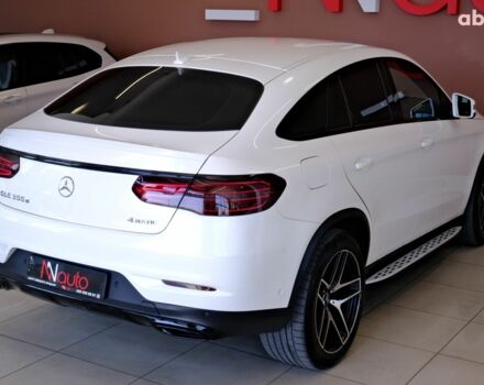 Белый Мерседес ГЛЕ-Класс, объемом двигателя 3 л и пробегом 327 тыс. км за 41900 $, фото 4 на Automoto.ua