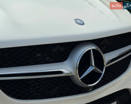Белый Мерседес ГЛЕ-Класс, объемом двигателя 3 л и пробегом 175 тыс. км за 37800 $, фото 5 на Automoto.ua