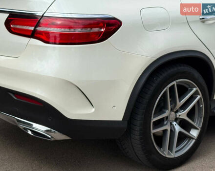 Белый Мерседес ГЛЕ-Класс, объемом двигателя 3 л и пробегом 175 тыс. км за 37800 $, фото 39 на Automoto.ua