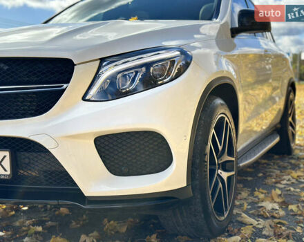 Мерседес ГЛЕ-Класс 2015 в Стрые на Automoto.ua Белый Мерседес ГЛЕ-Класс, объемом двигателя 3 л и пробегом 155 тыс. км за 46900 $, фото 15 на Automoto.ua